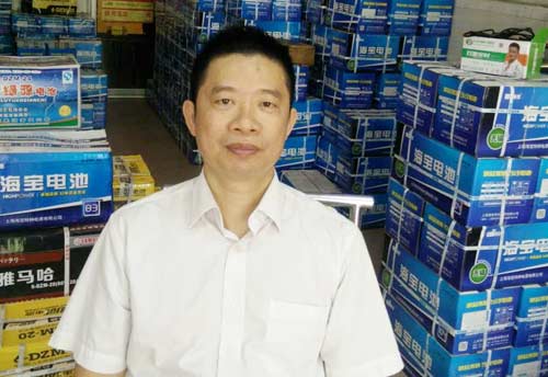藍(lán)光蓄電池檢測(cè)儀準(zhǔn)確度度高